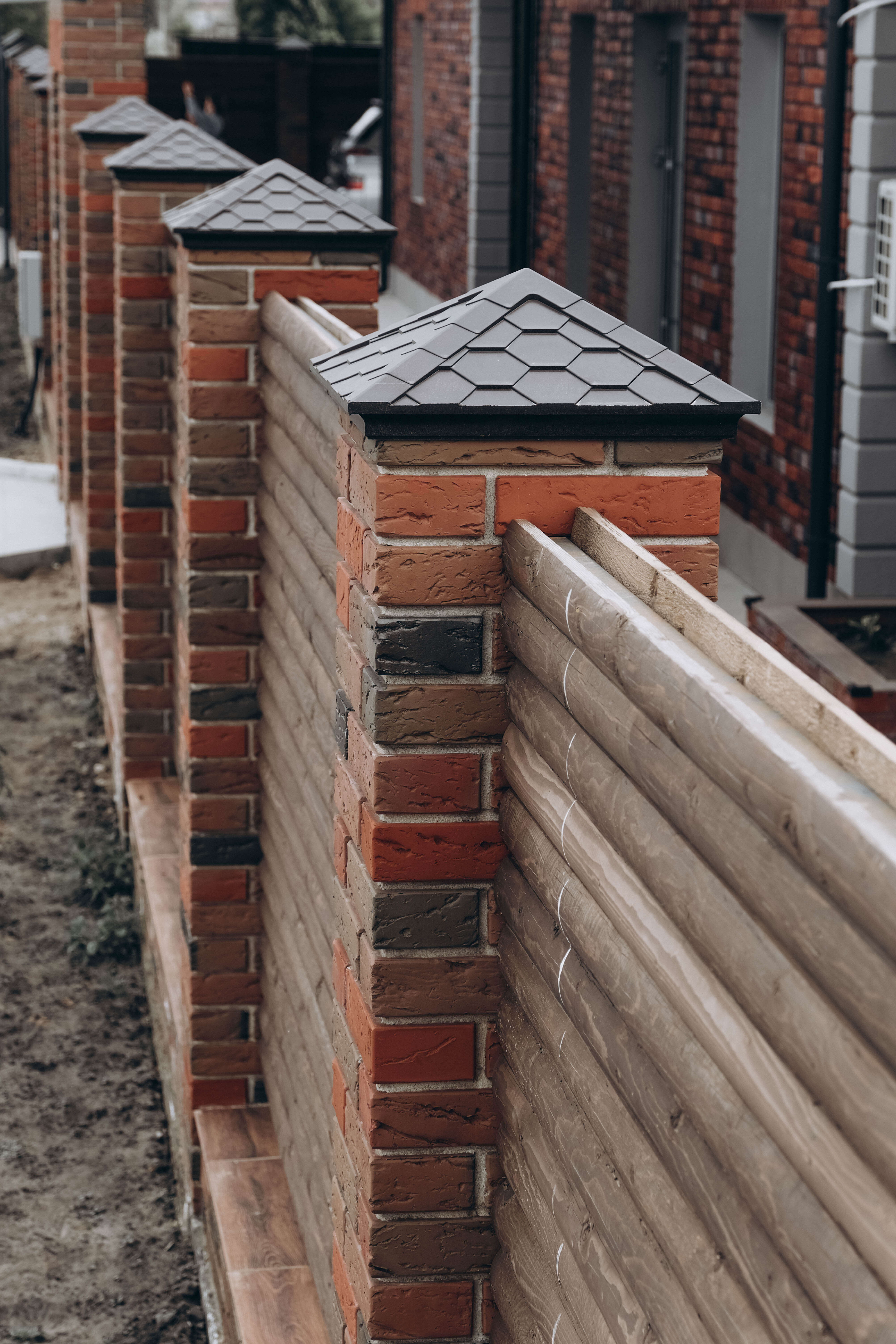 Колпак Zking Эверест Коричневый на столб 1.5х1.5 кирпича (390х390мм) в Саратове фото