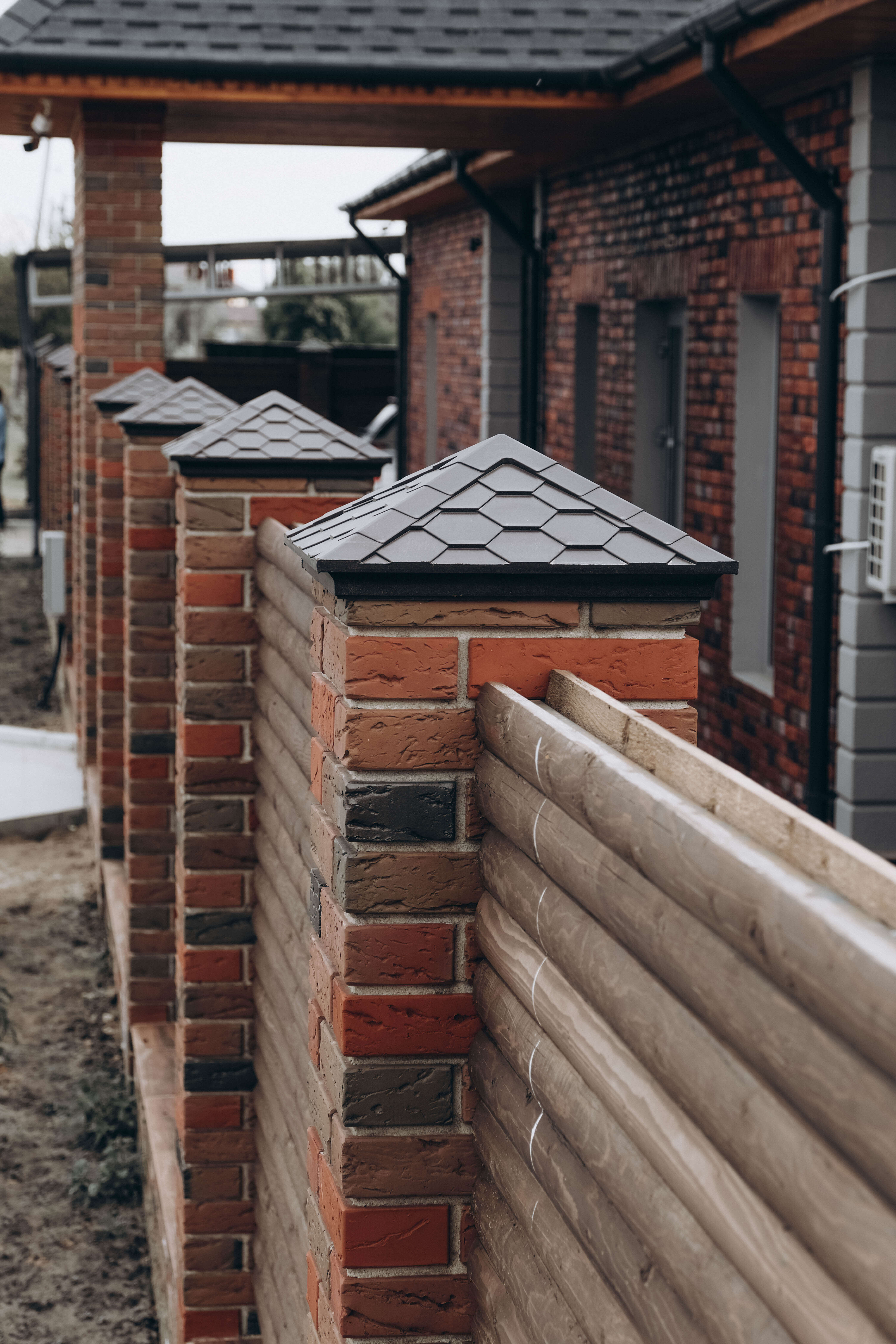 Колпак Zking Эверест Коричневый на столб 1.5х1.5 кирпича (390х390мм) в Саратове фото